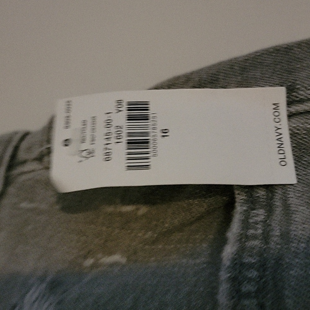 Old Navy Grey Jeans Pockets Distressed Size 16 Regular NWT Mid-Rise Boyfriend - Picture 4 of 6
